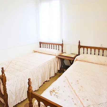 Galihost - Casa Con Jardin En * Cambados