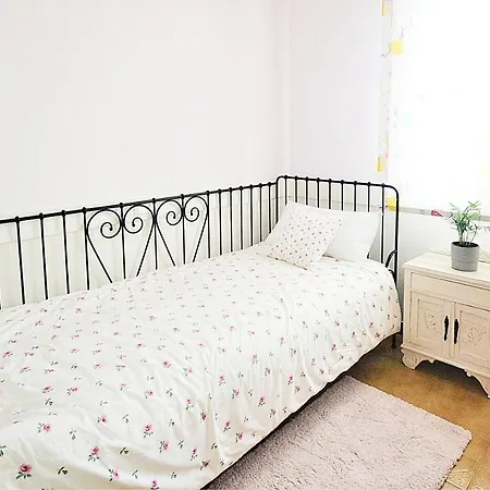 Galihost - Casa Con Jardin En Cambados